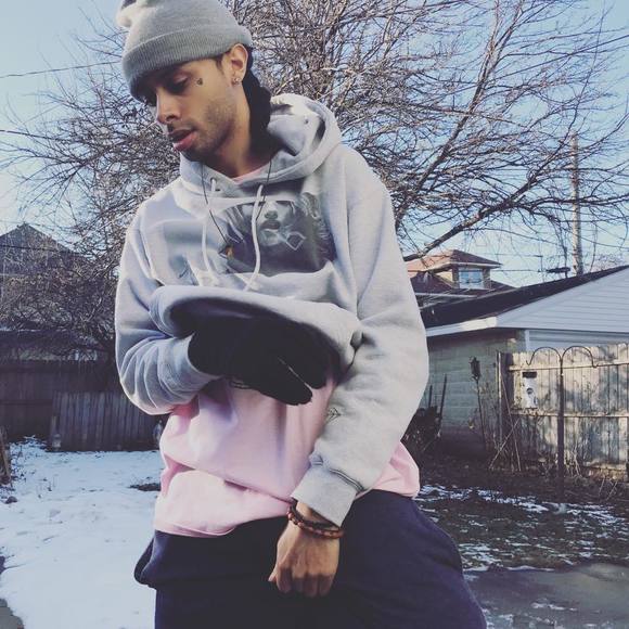 Meet your Posher, Dylan - Picture 1 of 1